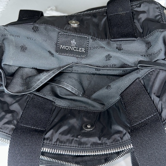 Moncler Diaper Bag Authentic with huge dust bag & changing pad - Picture 6 of 16